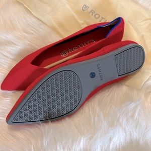 Rothy’s pointed shoes